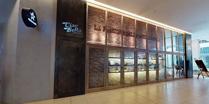 Restaurant - Mall Plaza